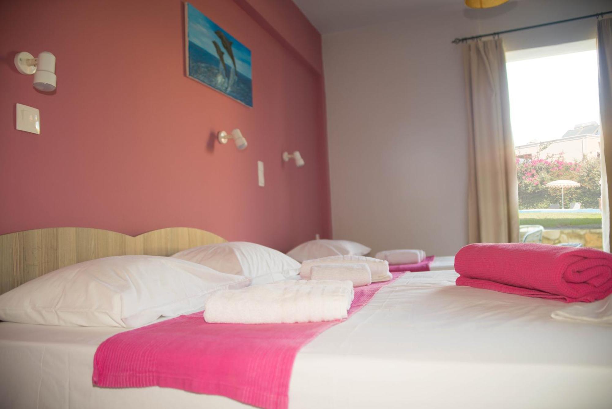 Nereides Hotel Kolimvárion Exteriér fotografie